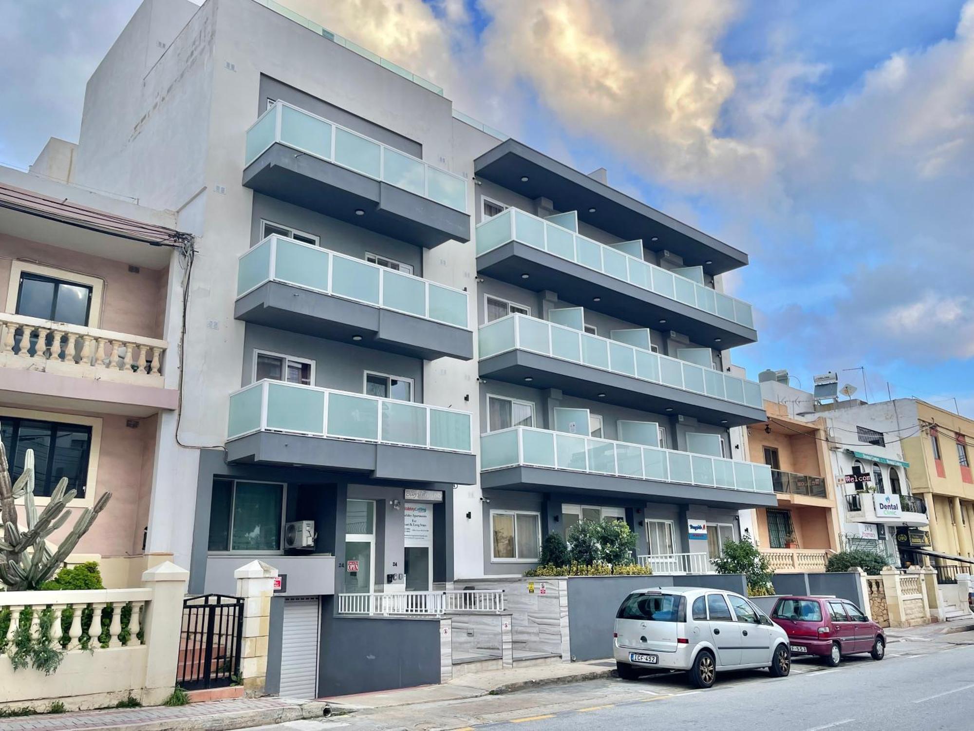 Bayside Apartments San Ġiljan Kültér fotó