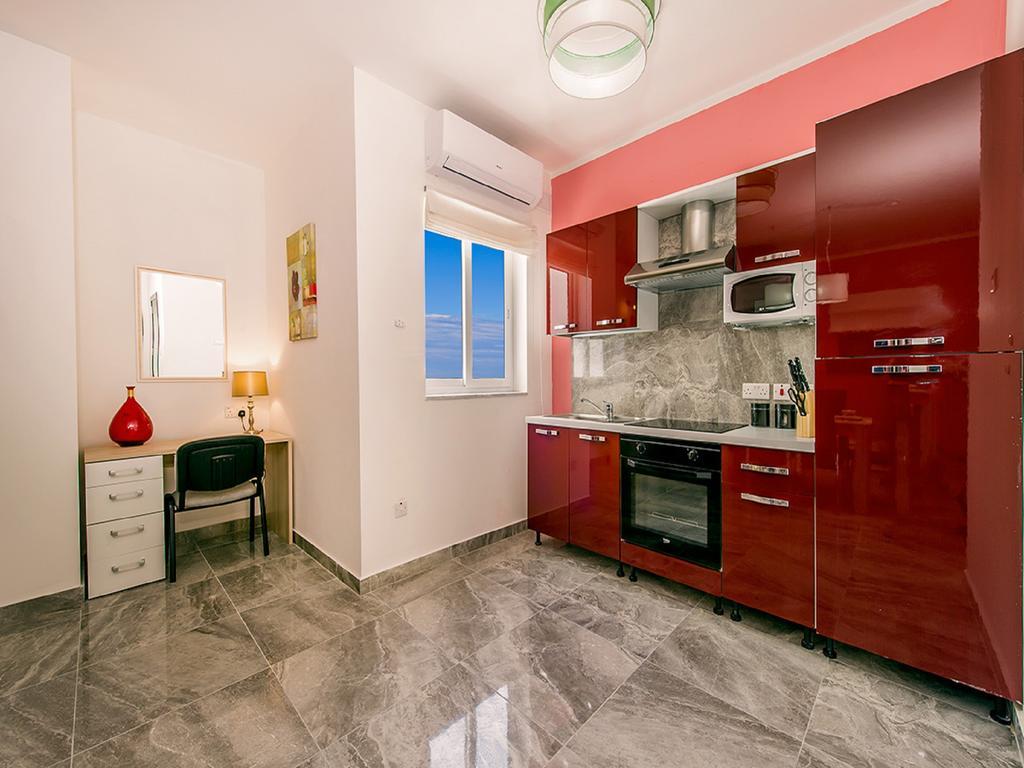 Bayside Apartments San Ġiljan Kültér fotó